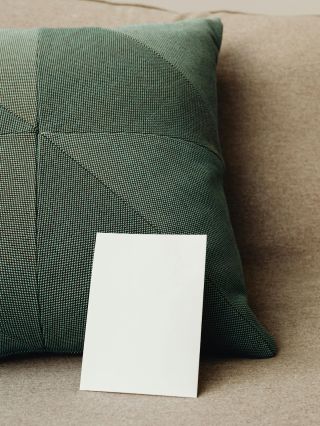 Znáš ten pocit, kdy si sedneš k papíru a tupě koukáš nebo nakonec půl hodiny hledáš inspiraci na Pinterestu a z tvoření...